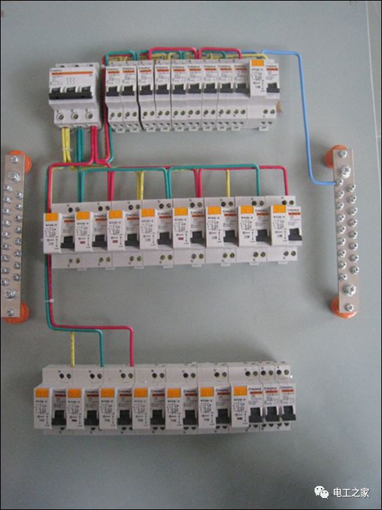 图片和文字告诉你如何做好配电箱内部布线